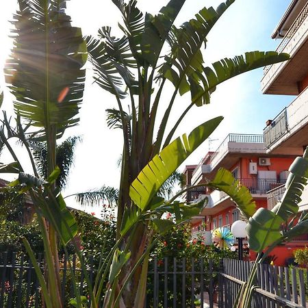 Relax House Villa Giardini Naxos Exterior photo