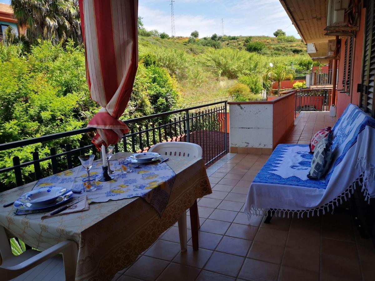 Relax House Villa Giardini Naxos Exterior photo