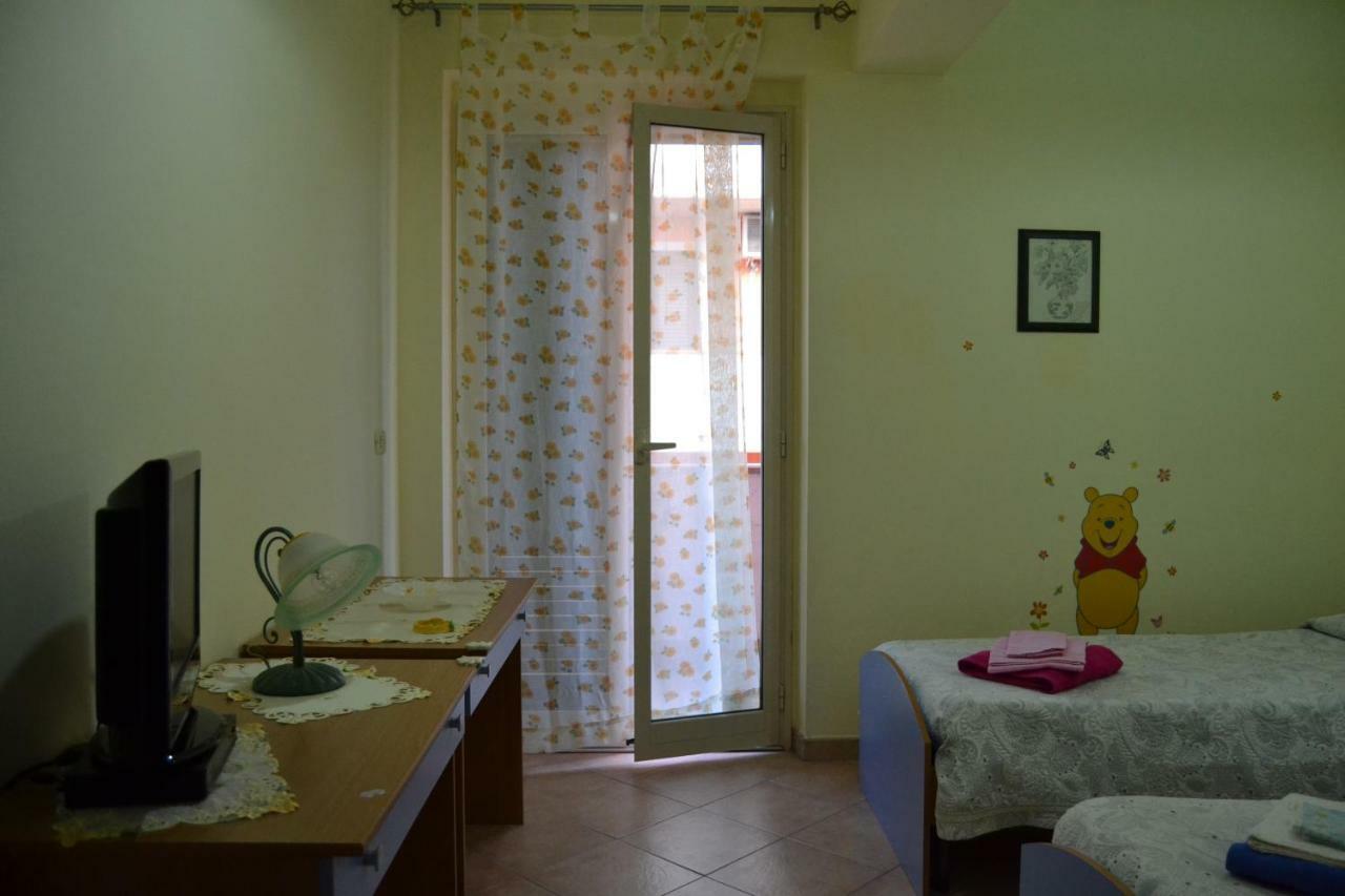 Relax House Villa Giardini Naxos Exterior photo